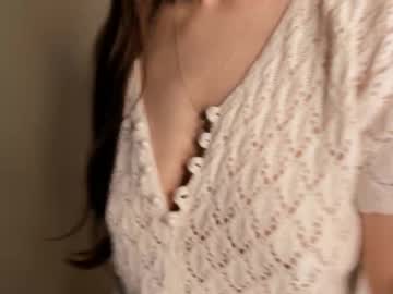 girl
        doublecheesee cam image #23154
