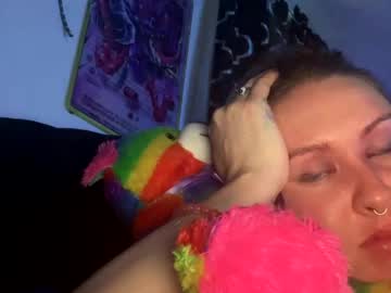 couple Chaturbate Cam Girls with edmcouplee