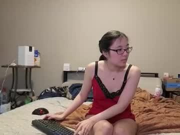 couple Chaturbate Cam Girls with crownandkat