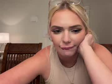 girl Chaturbate Cam Girls with blondiegonewildxo