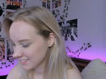 girl Chaturbate Cam Girls with darleneferran