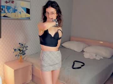 girl
        keeleyhane cam image #22814