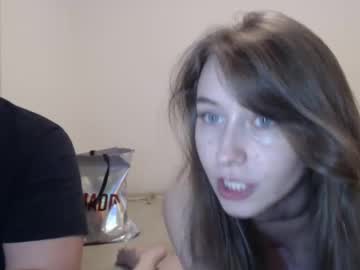 couple Chaturbate Cam Girls with thelilgoofball