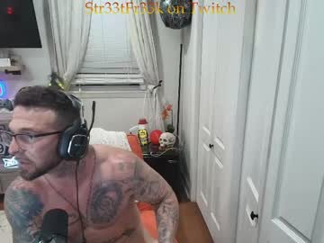 couple Chaturbate Cam Girls with mrstr33tfr33k