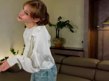 girl Chaturbate Cam Girls with lynnaappling