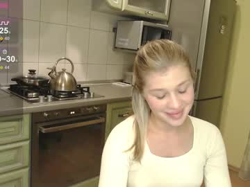 girl Chaturbate Cam Girls with ivyyyysummer