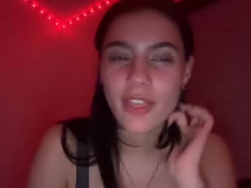 girl Chaturbate Cam Girls with leahsoren