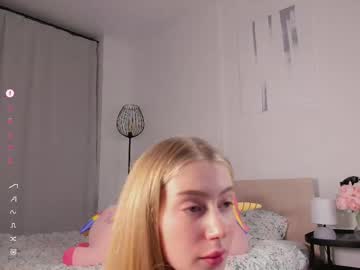 girl Chaturbate Cam Girls with katysha_