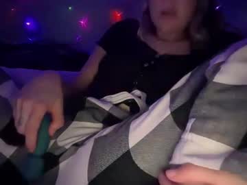 girl Chaturbate Cam Girls with skylarpeachy
