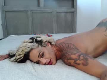 couple Chaturbate Cam Girls with goddess_andi