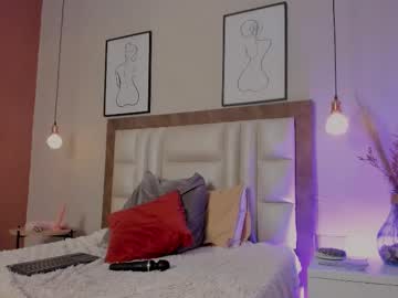 girl Chaturbate Cam Girls with miahertz