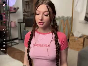 girl
        easy_doing_teasy cam image #18972