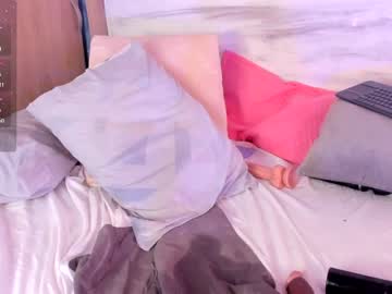 girl
        alexaworld cam image #8396