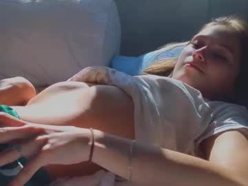 girl Chaturbate Cam Girls with hanneloregurwell