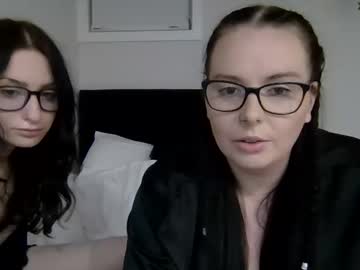 couple
        amberxorae cam image #16510