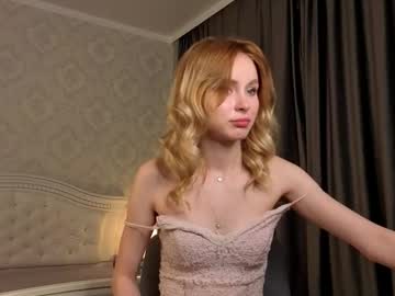 girl Chaturbate Cam Girls with constanceberner