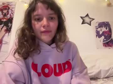 couple Chaturbate Cam Girls with pikawiii