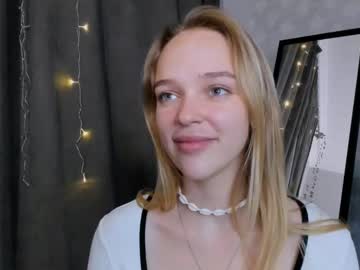 girl Chaturbate Cam Girls with florafarr