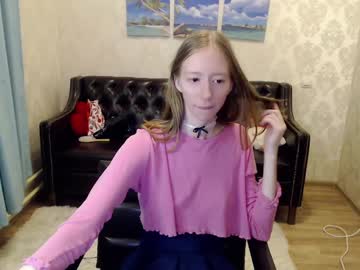 girl Chaturbate Cam Girls with snickers_sweet