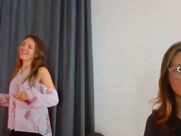 couple Chaturbate Cam Girls with melindagonzales