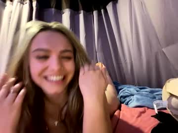 girl Chaturbate Cam Girls with charismacharm