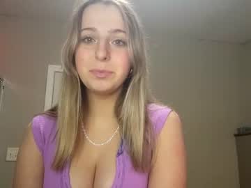 girl
        allylottyy cam image #9734