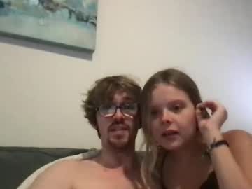 couple
        wingard125 cam image #13966