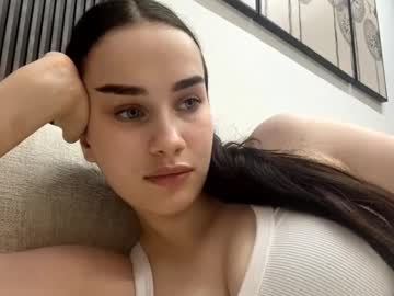 girl Chaturbate Cam Girls with plush_flame_twinkle_meow