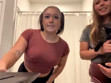 girl
        tatted_and_bratted cam image #12677