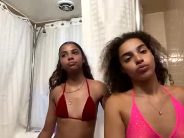couple Chaturbate Cam Girls with dreamslifeofficial