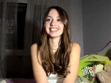 girl Chaturbate Cam Girls with kristinelongman
