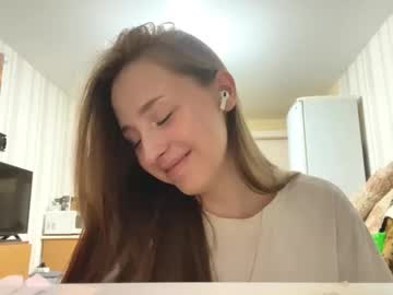 girl
        whitneyehlers cam image #35299