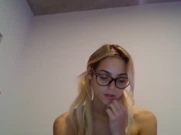 girl Chaturbate Cam Girls with heatherlovex