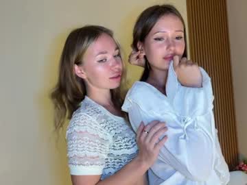 couple
        gentle_killers cam image #36576